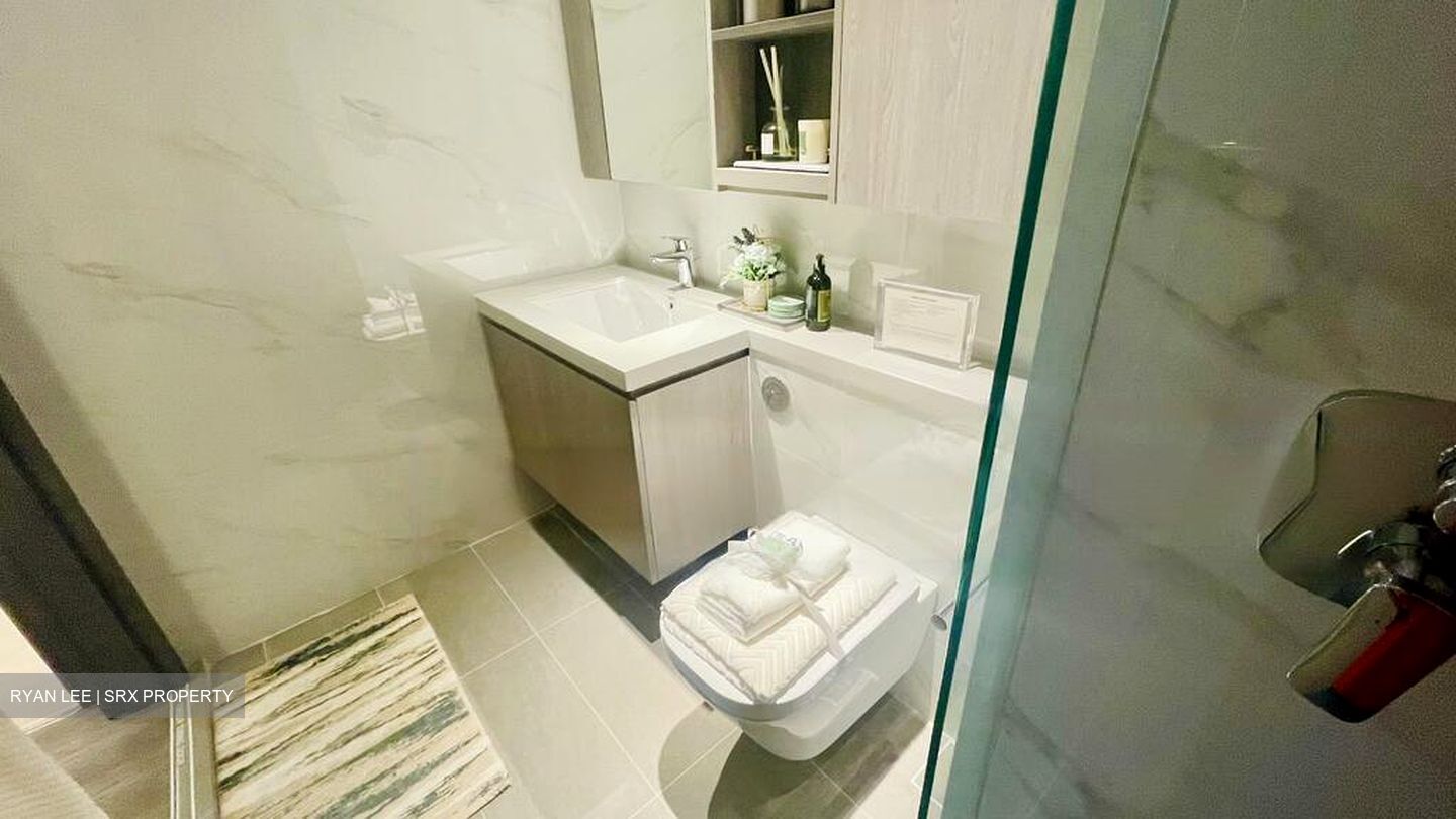 The LakeGarden Residences (D22), Condominium #465392531